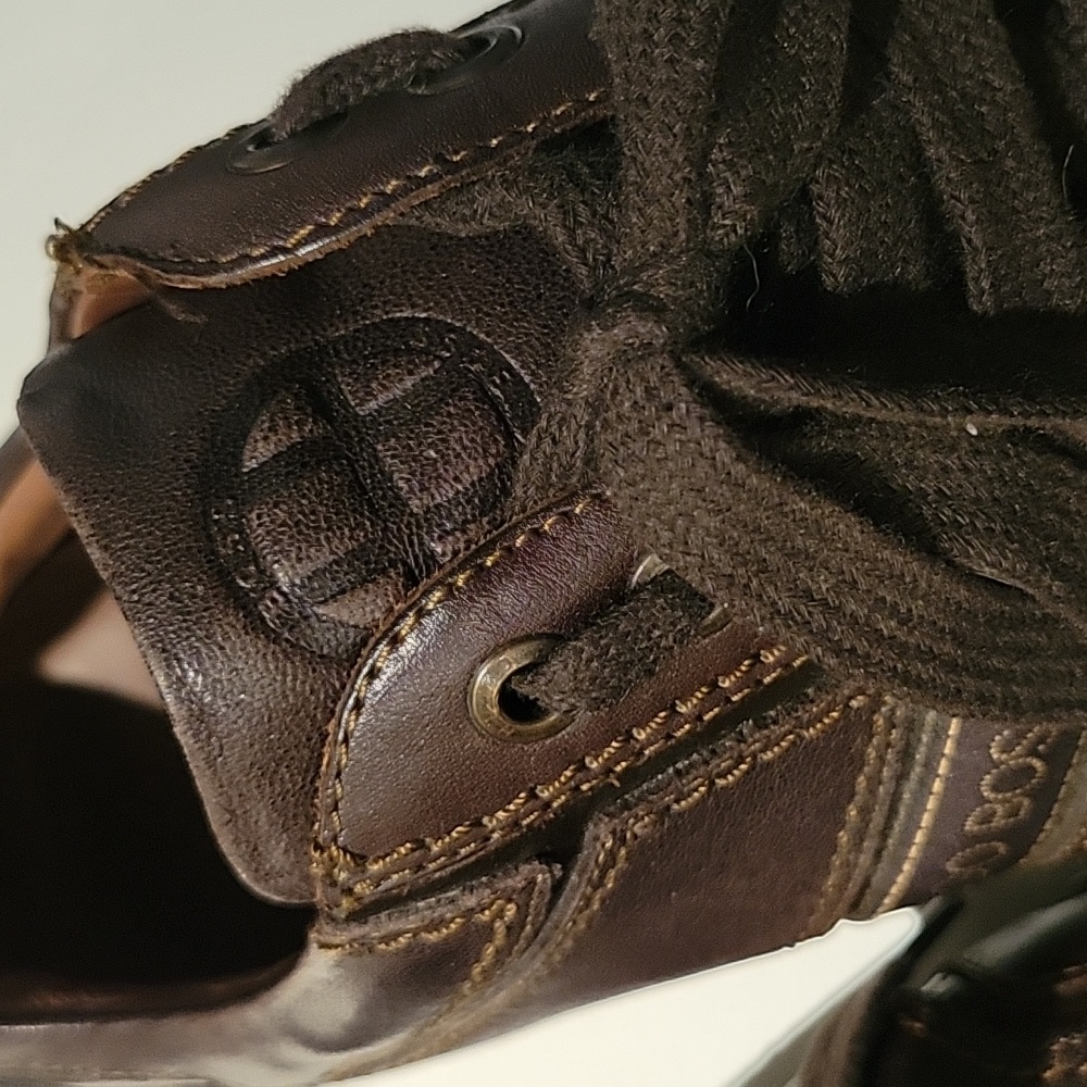 Hugo Boss - Picture 6 of 10